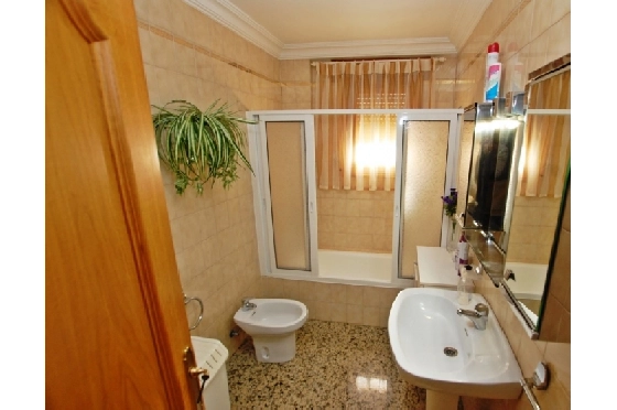 Villa in Pego(Alrededores) zu verkaufen, Wohnfläche 500 m², Baujahr 1985, + Fussbodenheizung, Klimaanlage, Grundstück 2700 m², 7 Schlafzimmer, 4 Badezimmer, Pool, ref.: O-V43714-13