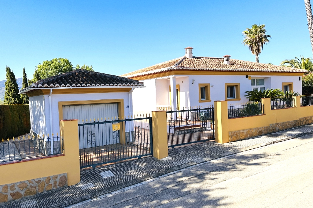 villa en Beniarbeig en venta, superficie 148 m², ano de construccion 2004, estado neat, + calefaccion suelo, aire acondicionado, parcela 918 m², 3 dormitorios, 2 banos, piscina, ref.: SC-T0624-26