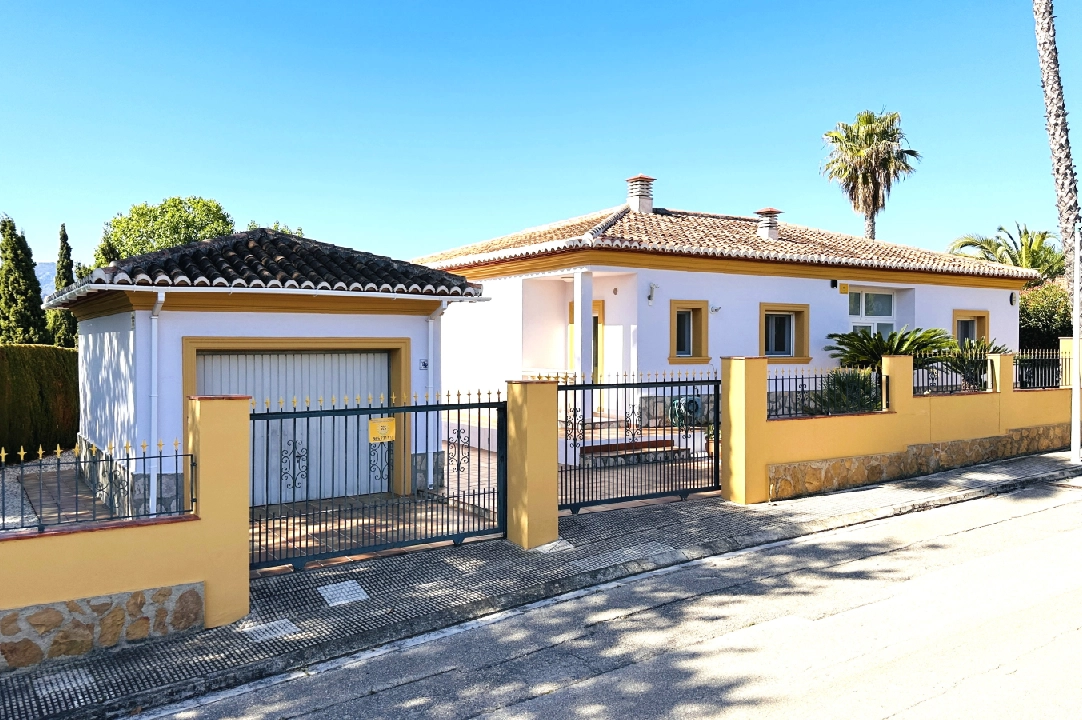 villa en Beniarbeig en venta, superficie 148 m², ano de construccion 2004, estado neat, + calefaccion suelo, aire acondicionado, parcela 918 m², 3 dormitorios, 2 banos, piscina, ref.: SC-T0624-3