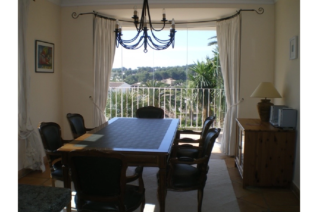 villa en Moraira en venta, superficie 300 m², aire acondicionado, parcela 800 m², 4 dormitorios, 3 banos, piscina, ref.: CA-H-1299-AMB-7