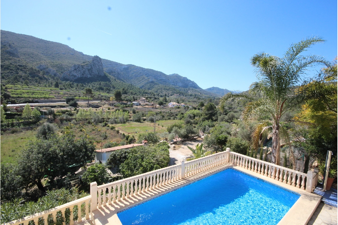 villa en Pedreguer(Monte Solana II) en alquiler de vacaciones, superficie 186 m², ano de construccion 2007, + KLIMA, aire acondicionado, parcela 849 m², 3 dormitorios, 2 banos, piscina, ref.: T-0821-2