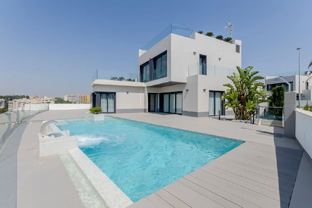 villa en Dehesa de Campoamor en venta, superficie 318 m², estado first owner, parcela 500 m², 3 dormitorios, 3 banos, piscina, ref.: HA-DCN-100-E13-1