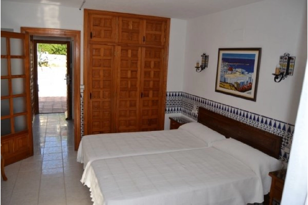inversion en Moraira en venta, 18 dormitorios, 20 banos, piscina, ref.: BS-3974656-8