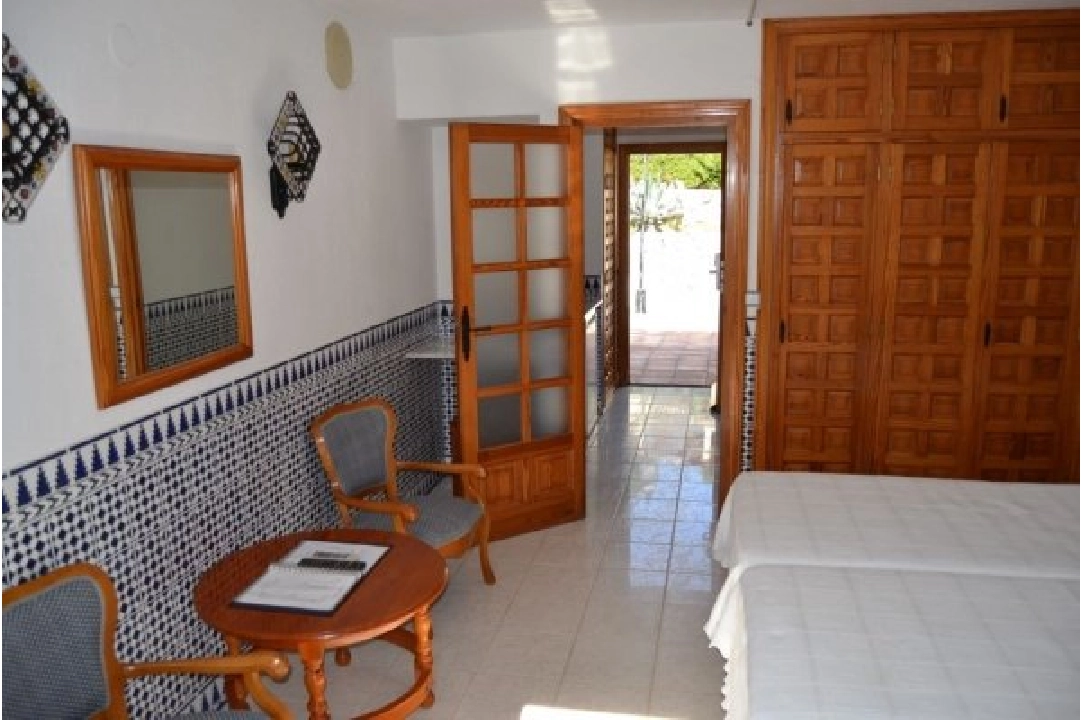 inversion en Moraira en venta, 18 dormitorios, 20 banos, piscina, ref.: BS-3974656-9