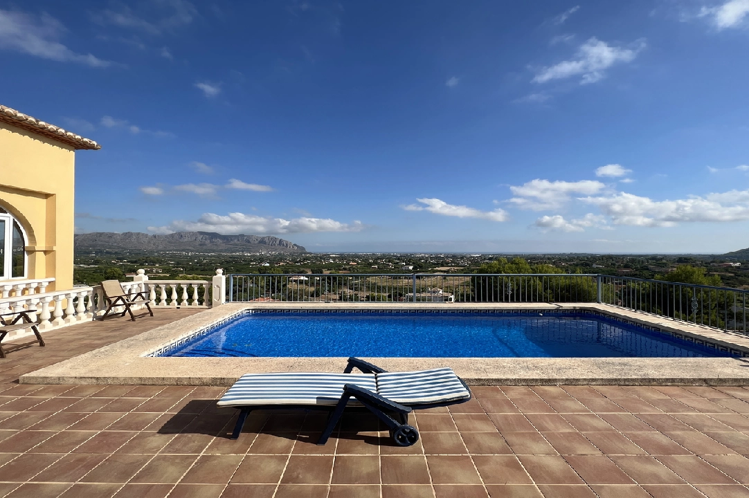 villa en Pedreguer(Monte Solana) en venta, superficie 239 m², ano de construccion 2005, + KLIMA, aire acondicionado, parcela 873 m², 3 dormitorios, 3 banos, piscina, ref.: SB-2222-2