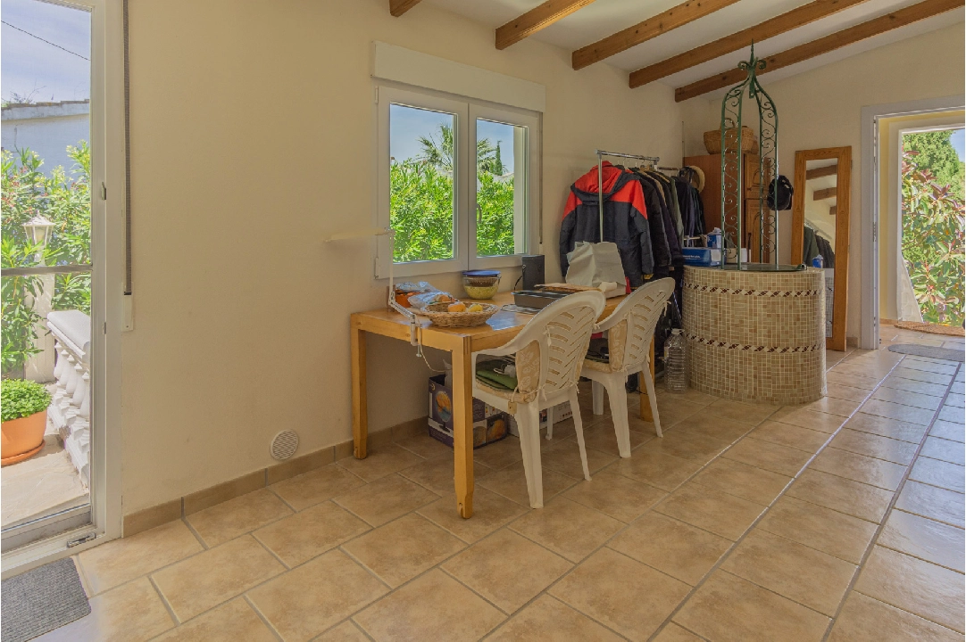 villa en Denia(Don Quijote) en venta, superficie 240 m², aire acondicionado, parcela 1336 m², 4 dormitorios, 5 banos, ref.: BP-8077DEN-14