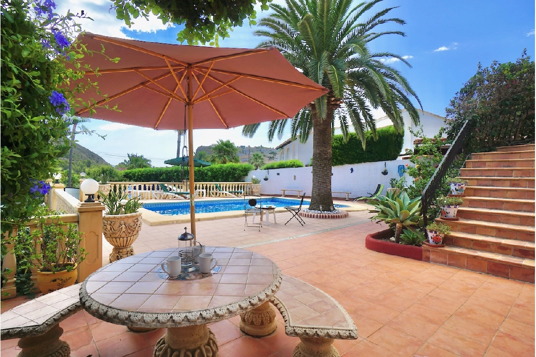 villa en Moraira(Arnella) en venta, superficie 176 m², parcela 829 m², 3 dormitorios, 3 banos, piscina, ref.: CA-H-1668-AMBE-6