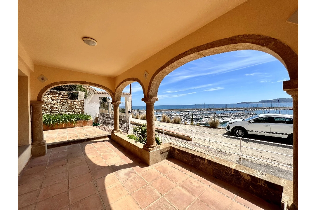 villa en Cabo San Antonio en venta, superficie 349 m², parcela 795 m², 4 dormitorios, 4 banos, piscina, ref.: BS-82369131-5