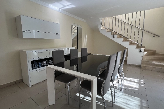 Reihenhaus in Denia zu vermieten, Wohnfläche 130 m², Zustand gepflegt, + KLIMA, Klimaanlage, Grundstück 160 m², 4 Schlafzimmer, 3 Badezimmer, Pool, ref.: D-0223-22