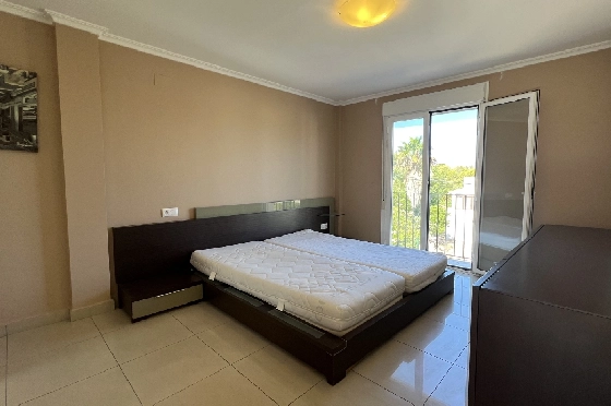 Reihenhaus in Denia zu vermieten, Wohnfläche 130 m², Zustand gepflegt, + KLIMA, Klimaanlage, Grundstück 160 m², 4 Schlafzimmer, 3 Badezimmer, Pool, ref.: D-0223-54
