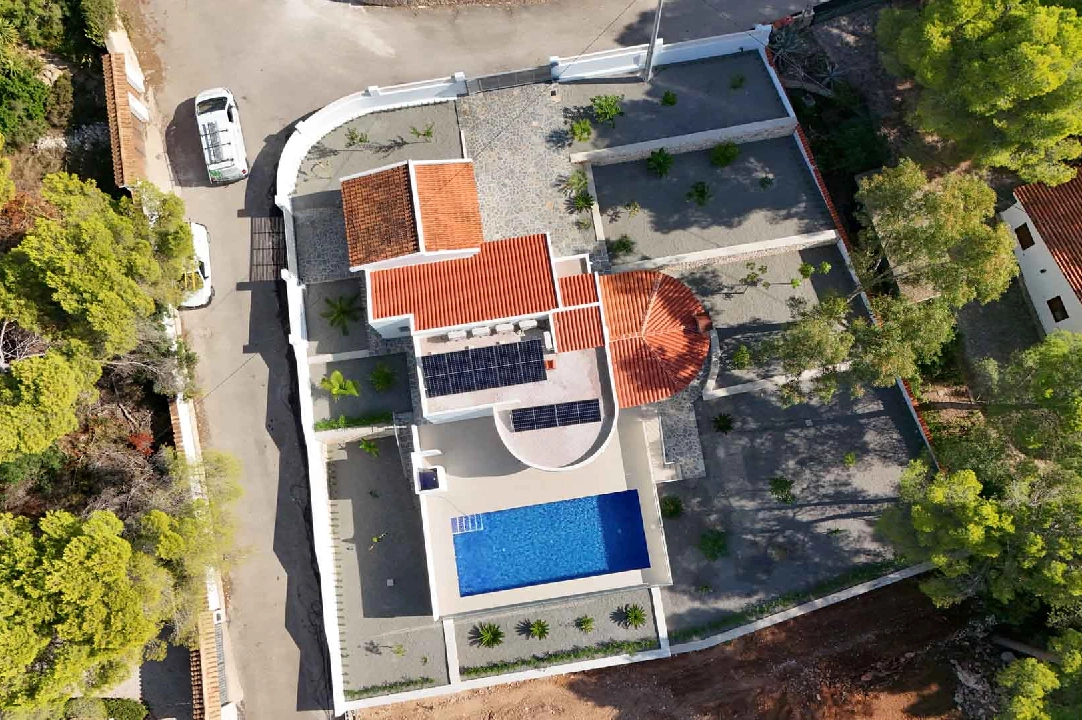 villa en Benissa(Fanadix) en venta, superficie 136 m², aire acondicionado, parcela 917 m², 4 dormitorios, 3 banos, ref.: BP-8127BEN-27
