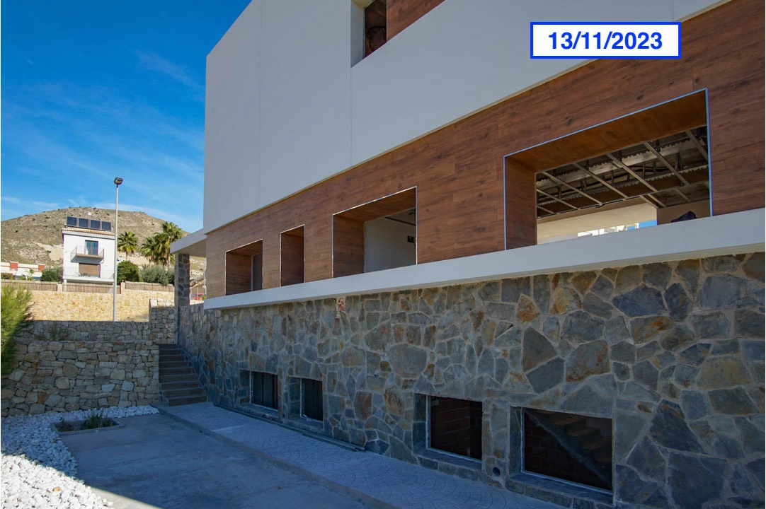 villa en Finestrat(Balcon de Finestrat) en venta, superficie 217 m², aire acondicionado, parcela 650 m², 5 dormitorios, 4 banos, piscina, ref.: BP-7009FIN-7