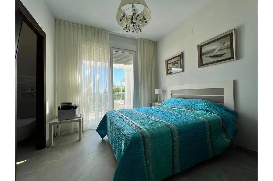 villa en Javea en venta, superficie 220 m², aire acondicionado, 4 dormitorios, 4 banos, piscina, ref.: BS-83215820-32