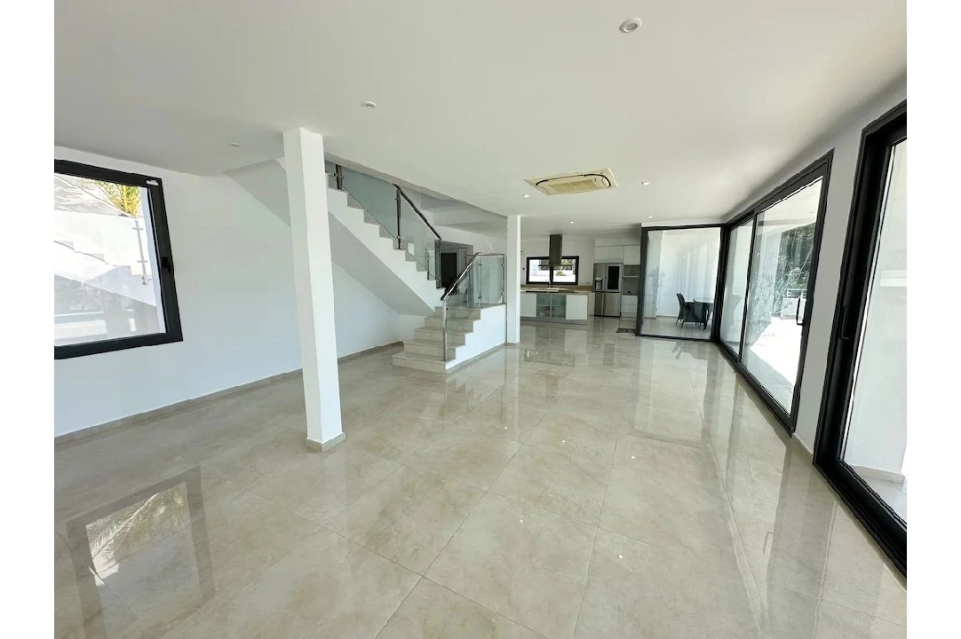 villa en Javea en venta, superficie 300 m², 4 dormitorios, 4 banos, piscina, ref.: BS-83618032-16