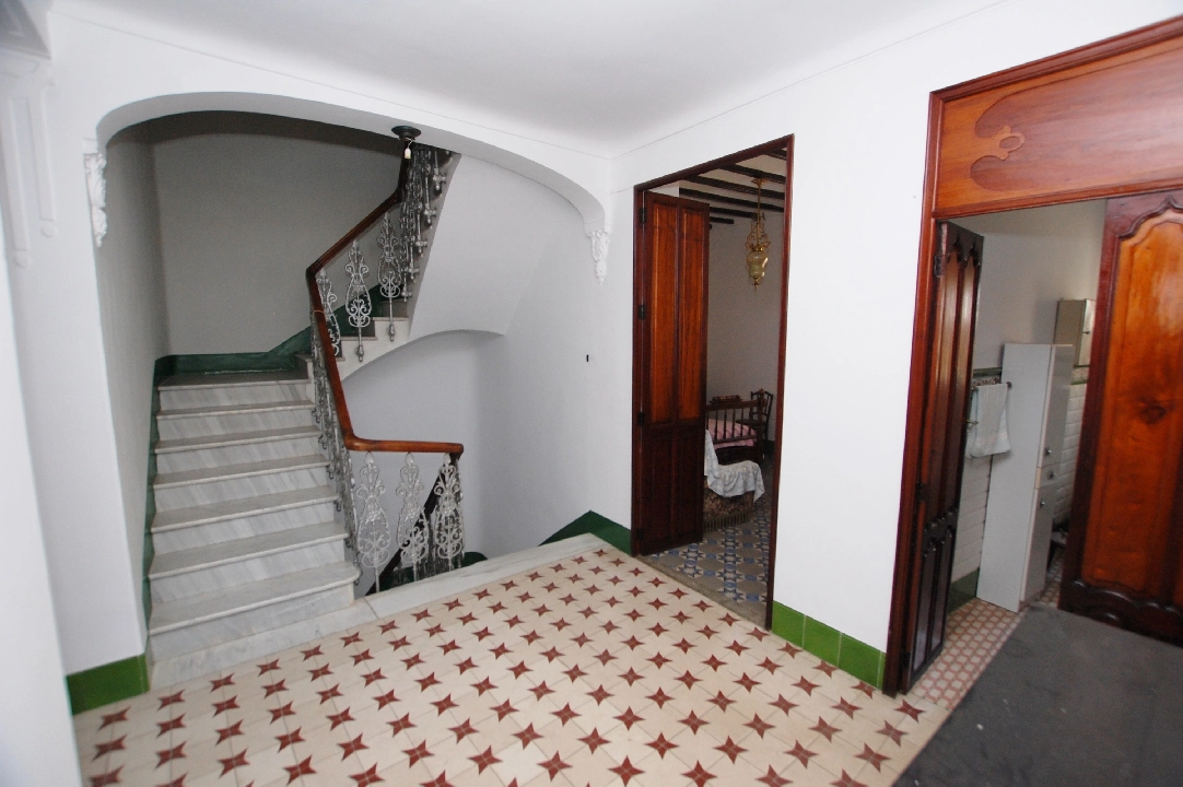 casa de pueblo en Pego en venta, superficie 373 m², ano de construccion 1910, aire acondicionado, parcela 200 m², 5 dormitorios, 2 banos, piscina, ref.: O-V80314D-15