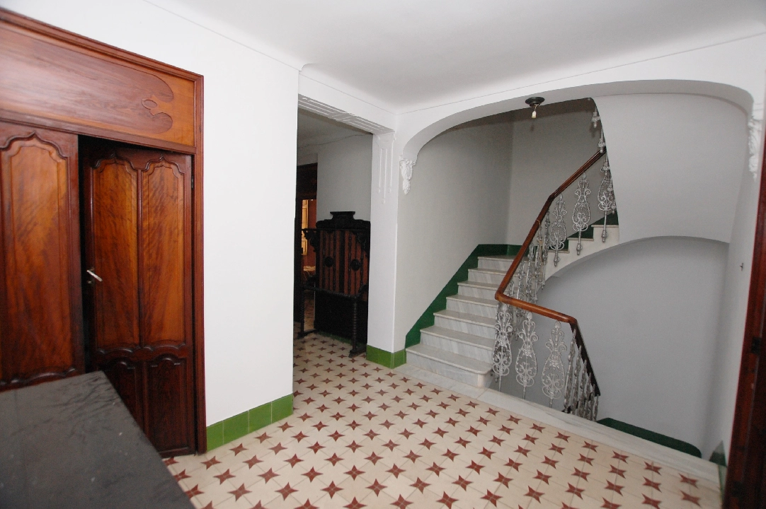 casa de pueblo en Pego en venta, superficie 373 m², ano de construccion 1910, aire acondicionado, parcela 200 m², 5 dormitorios, 2 banos, piscina, ref.: O-V80314D-25