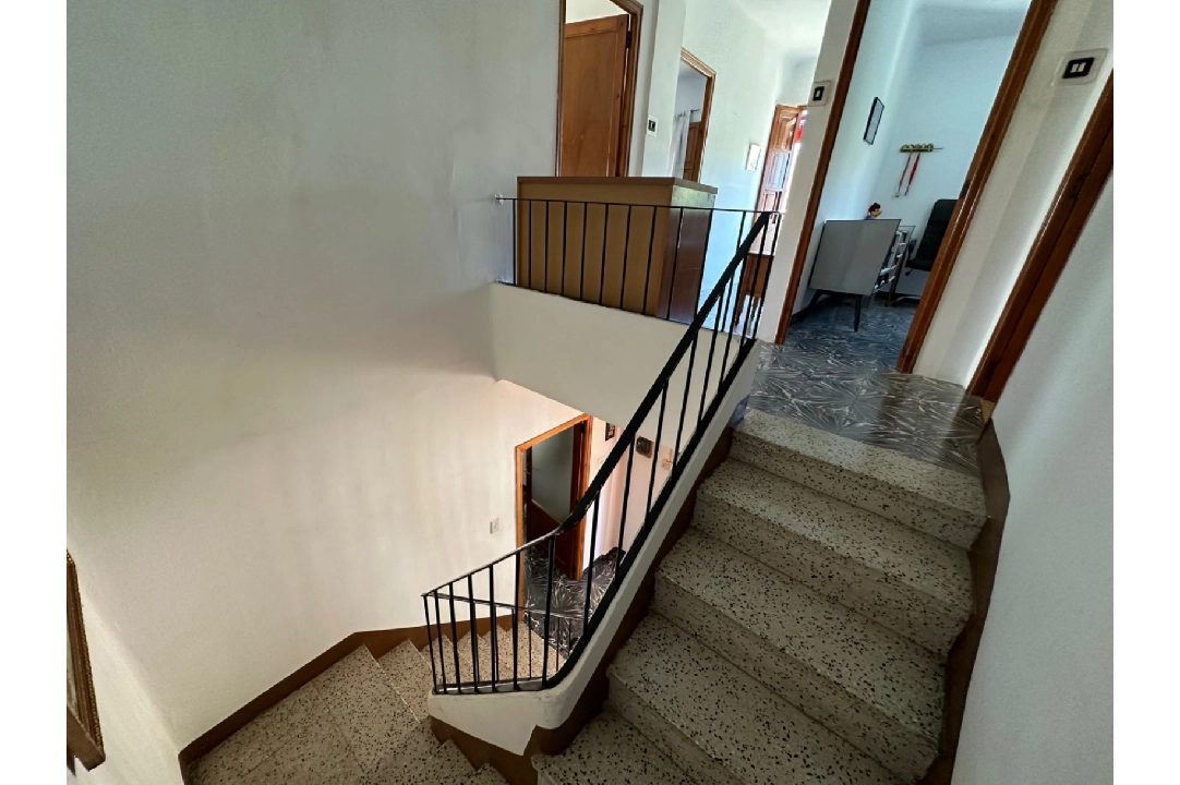 villa en Pego en venta, superficie 120 m², ano de construccion 1972, + estufa, aire acondicionado, parcela 4200 m², 4 dormitorios, 1 banos, piscina, ref.: O-V87714D-13