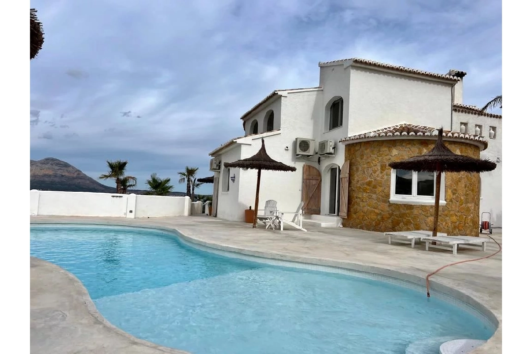 villa en Benitachell en venta, superficie 742 m², aire acondicionado, 6 dormitorios, 6 banos, piscina, ref.: BS-83168920-34