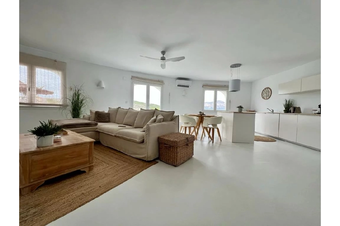 villa en Benitachell en venta, superficie 742 m², aire acondicionado, 6 dormitorios, 6 banos, piscina, ref.: BS-83168920-46