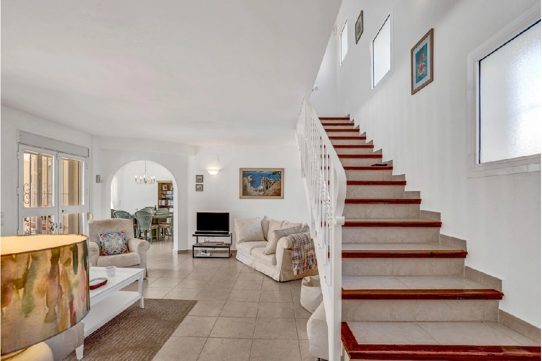 villa en Moraira(Pinar del Advocat) en venta, superficie 174 m², parcela 918 m², 4 dormitorios, 4 banos, piscina, ref.: CA-H-1733-AMBE-8