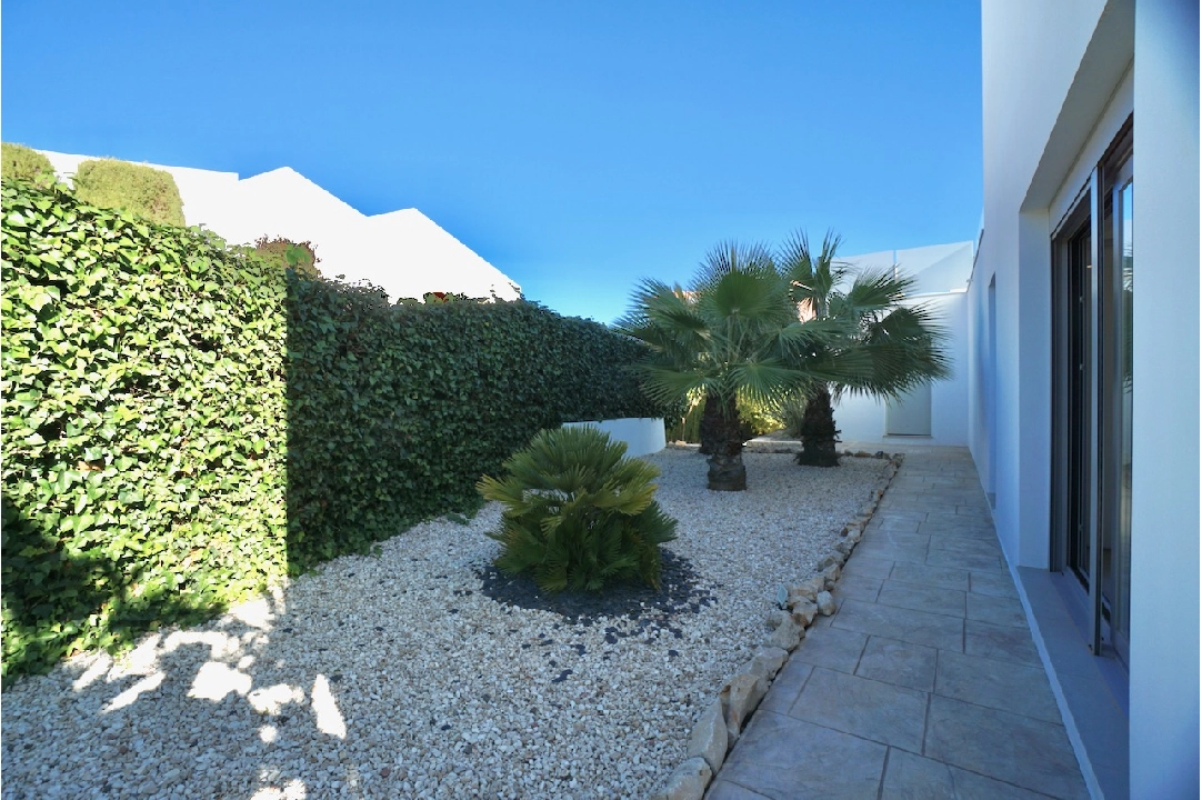 villa en Benissa(La Fustera) en venta, superficie 308 m², aire acondicionado, parcela 850 m², 4 dormitorios, 3 banos, piscina, ref.: CA-H-1723-AMBI-37