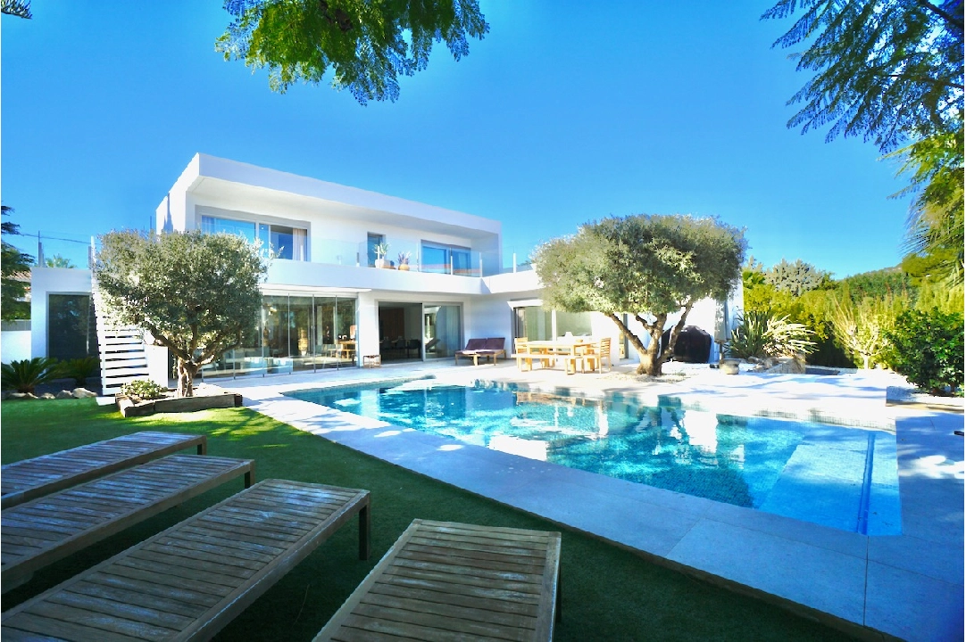 villa en Benissa(La Fustera) en venta, superficie 308 m², aire acondicionado, parcela 850 m², 4 dormitorios, 3 banos, piscina, ref.: CA-H-1723-AMBI-40
