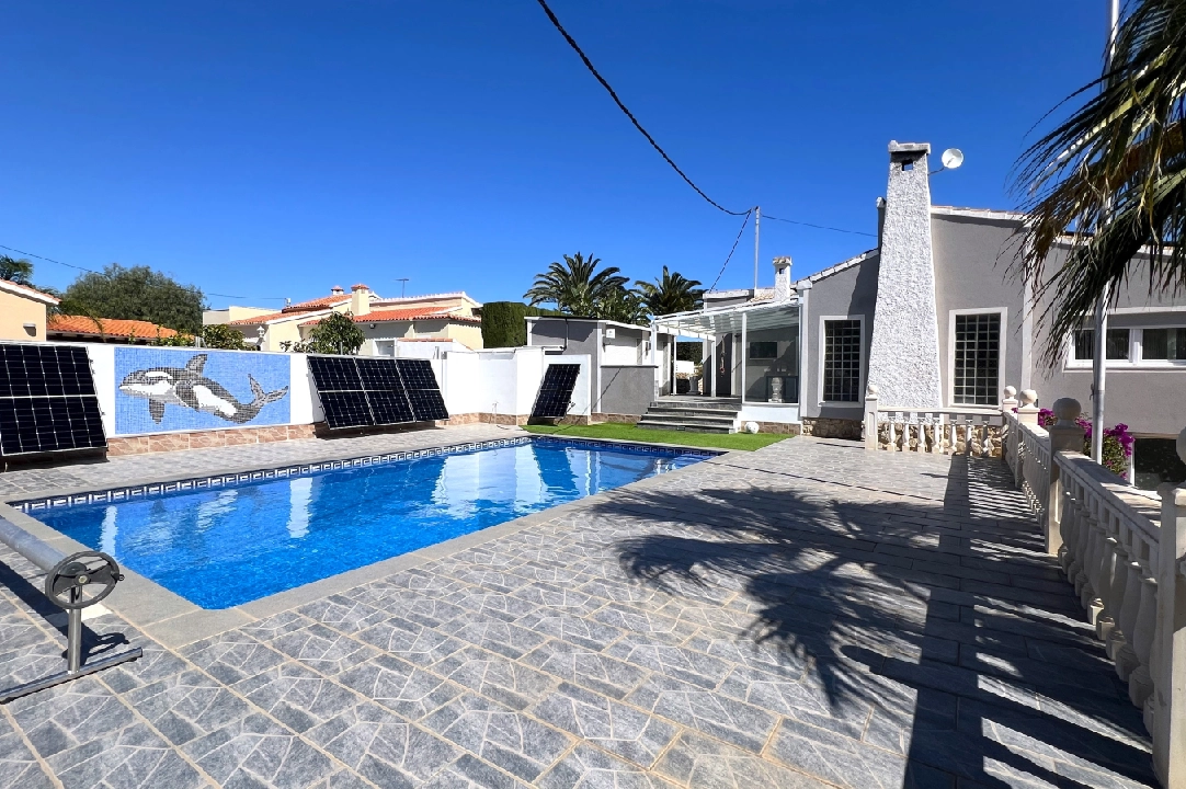 villa en Denia en alquiler de vacaciones, superficie 166 m², ano de construccion 1978, + estufa, aire acondicionado, parcela 802 m², 2 dormitorios, 2 banos, piscina, ref.: T-0224-2