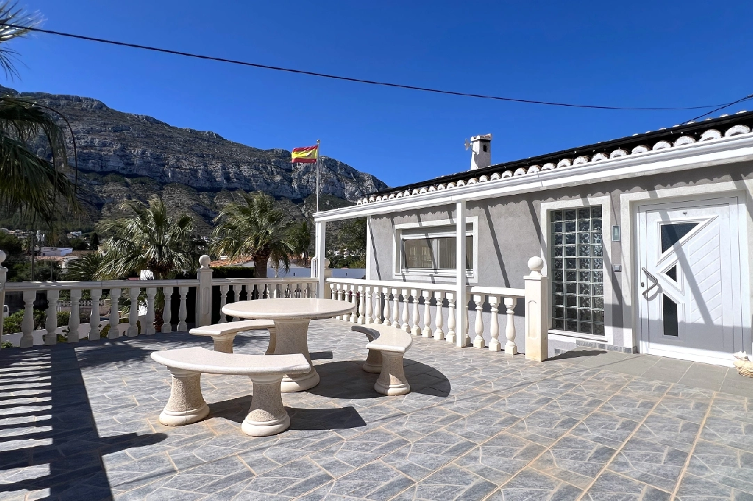 villa en Denia en alquiler de vacaciones, superficie 166 m², ano de construccion 1978, + estufa, aire acondicionado, parcela 802 m², 2 dormitorios, 2 banos, piscina, ref.: T-0224-20