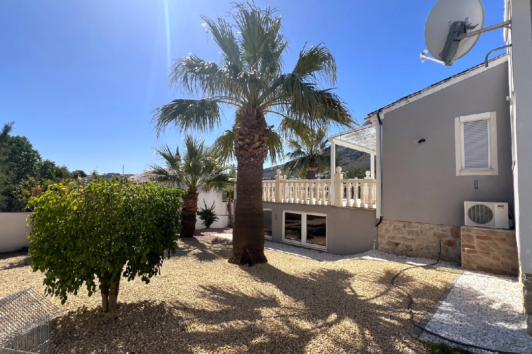 villa en Denia en alquiler de vacaciones, superficie 166 m², ano de construccion 1978, + estufa, aire acondicionado, parcela 802 m², 2 dormitorios, 2 banos, piscina, ref.: T-0224-27