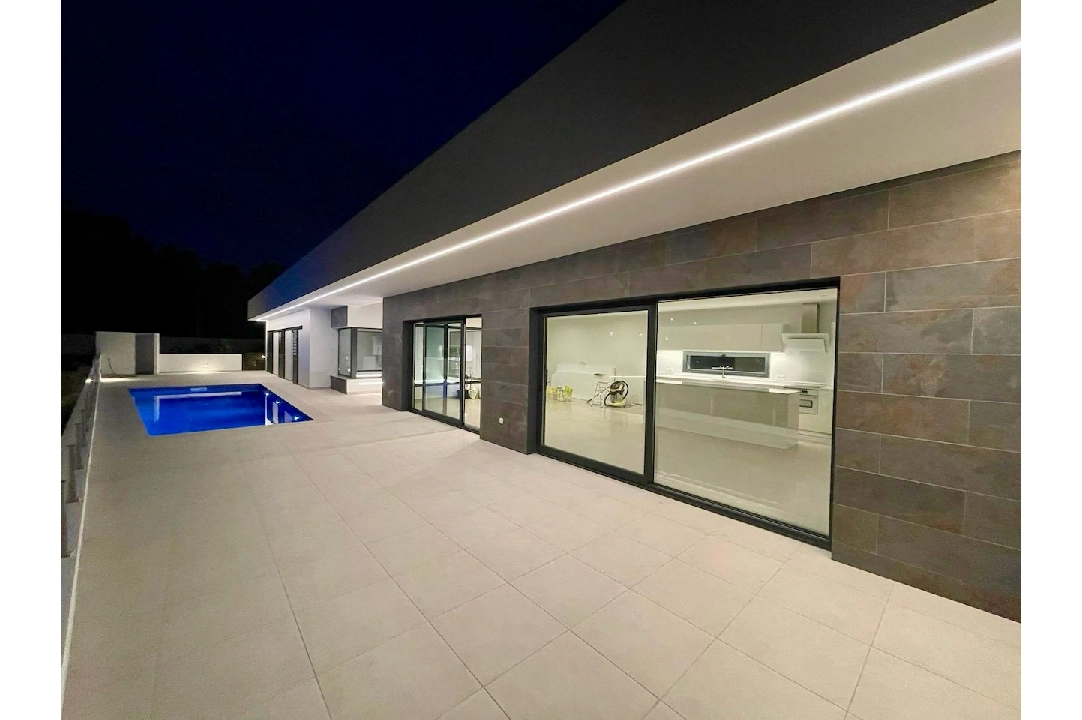 villa en Benissa(La Fustera) en venta, superficie 300 m², aire acondicionado, parcela 950 m², 4 dormitorios, 3 banos, piscina, ref.: CA-H-1747-AMB-43