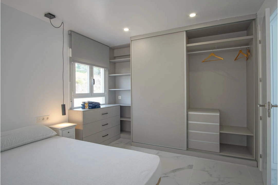 apartamento en Benidorm(Playa Poniente) en venta, superficie 100 m², aire acondicionado, 2 dormitorios, 2 banos, ref.: BP-7054BED-8