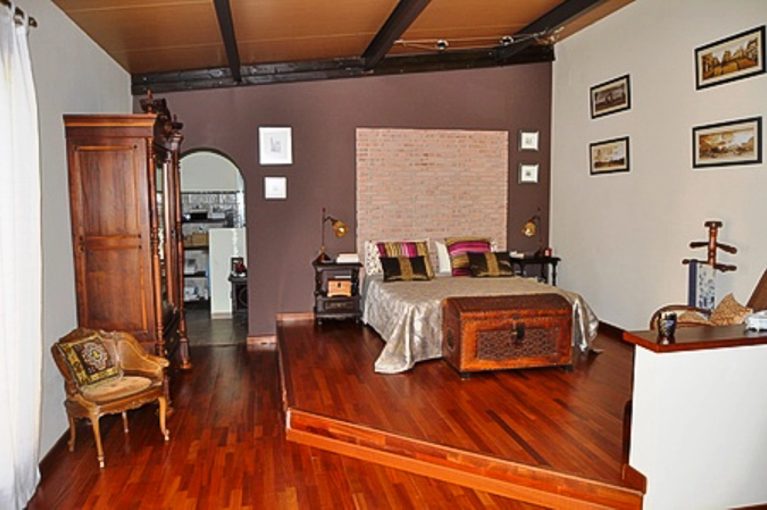 villa en Denia(Sisques) en venta, superficie 550 m², parcela 11500 m², 5 dormitorios, 4 banos, ref.: BP-8164DEN-16