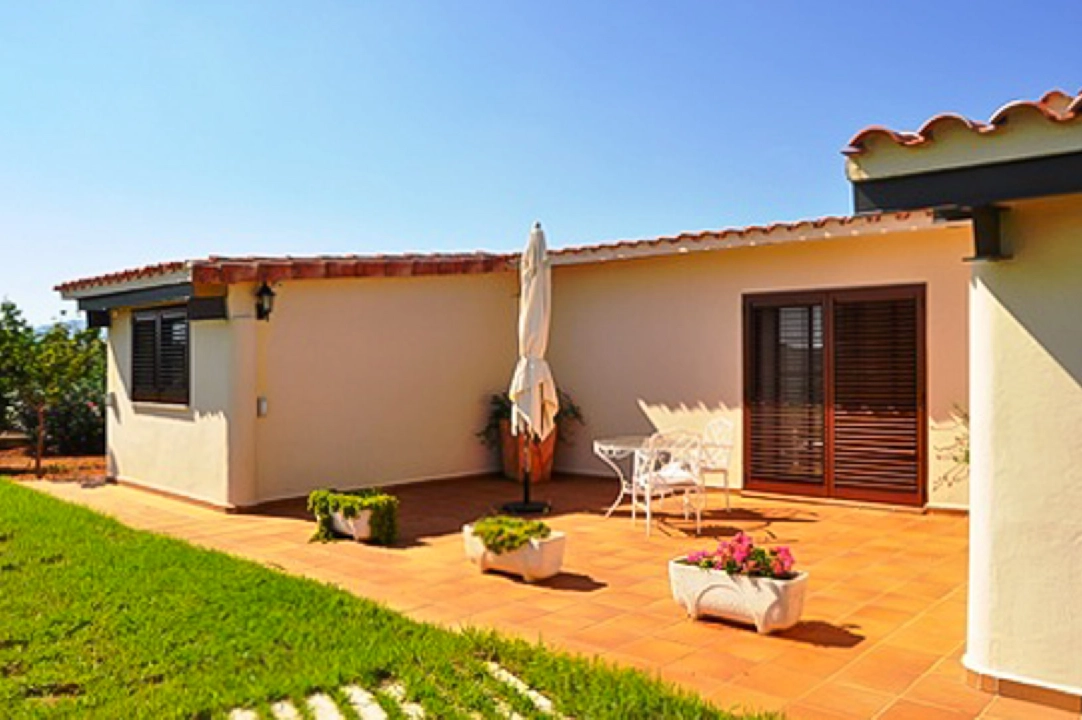 villa en Denia(Sisques) en venta, superficie 550 m², parcela 11500 m², 5 dormitorios, 4 banos, ref.: BP-8164DEN-7