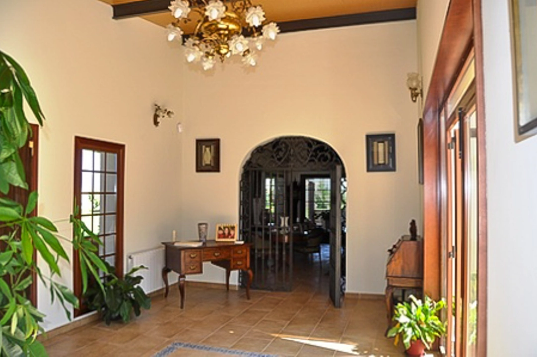 villa en Denia(Sisques) en venta, superficie 550 m², parcela 11500 m², 5 dormitorios, 4 banos, ref.: BP-8164DEN-8