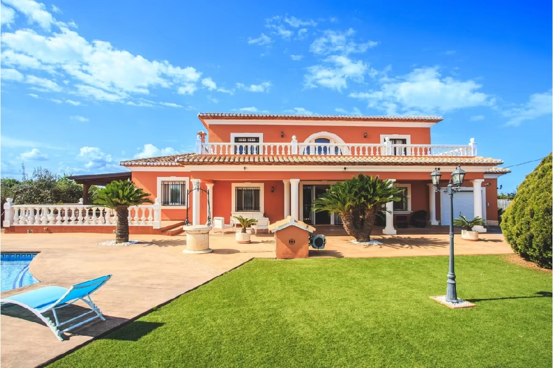 villa en Denia(Torrecarrals) en venta, superficie 442 m², estado neat, + calefaccion central, parcela 4441 m², 3 dormitorios, 4 banos, piscina, ref.: MNC-0124-4