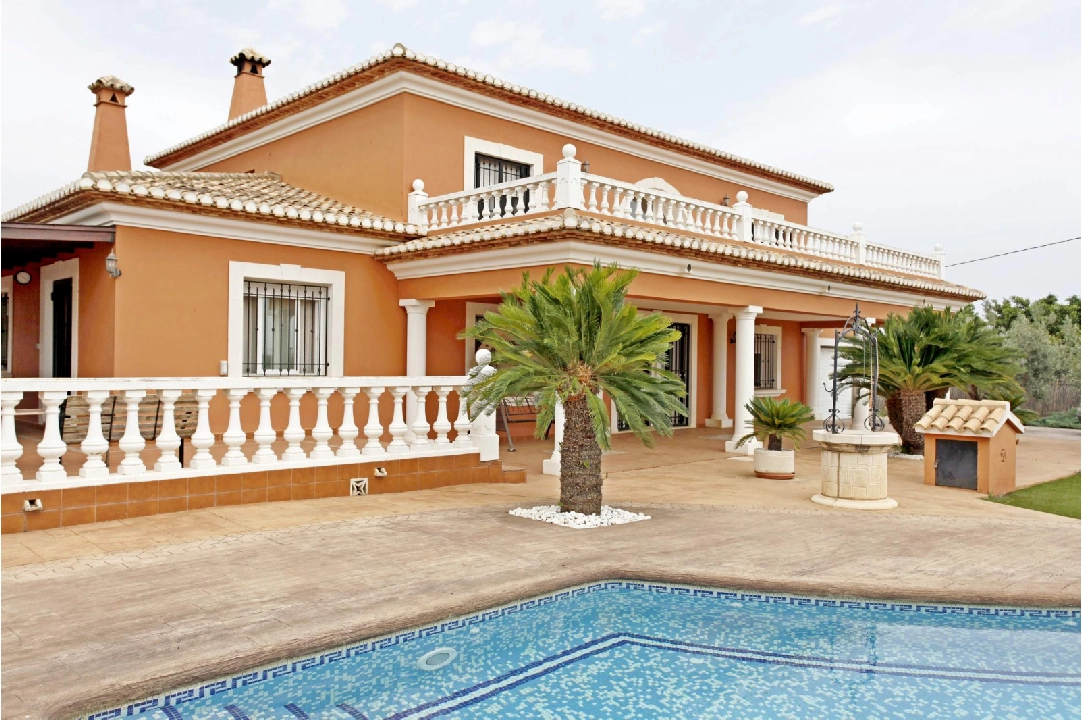 villa en Denia(Torrecarrals) en venta, superficie 442 m², estado neat, + calefaccion central, parcela 4441 m², 3 dormitorios, 4 banos, piscina, ref.: MNC-0124-50