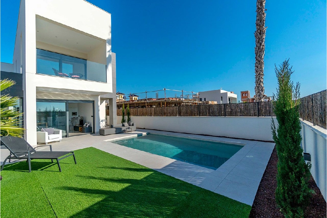 villa en La Marina en venta, superficie 235 m², estado first owner, aire acondicionado, parcela 272 m², 3 dormitorios, 3 banos, piscina, ref.: HA-MAN-246-E01-2