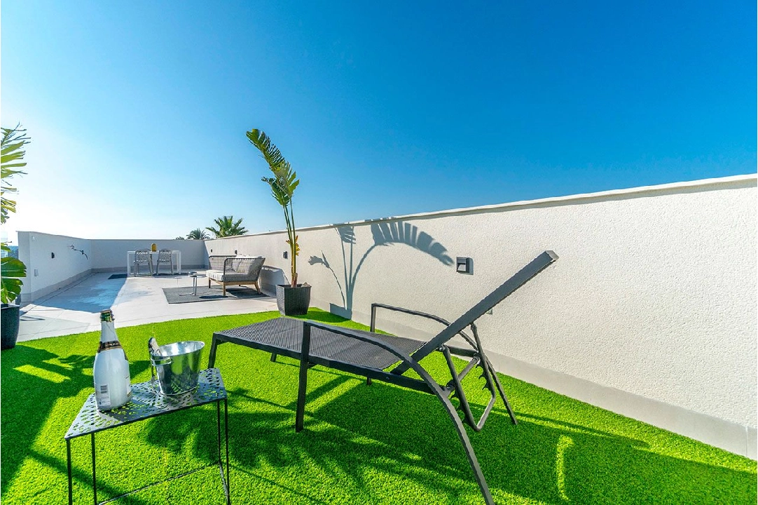 villa en La Marina en venta, superficie 235 m², estado first owner, aire acondicionado, parcela 272 m², 3 dormitorios, 3 banos, piscina, ref.: HA-MAN-246-E01-22