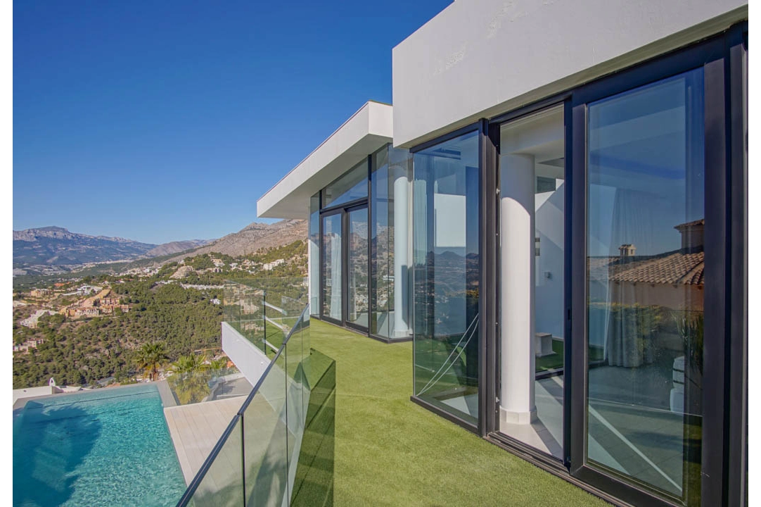 villa en Altea(Altea Hills) en venta, superficie 547 m², aire acondicionado, parcela 908 m², 6 dormitorios, 5 banos, piscina, ref.: BP-7056ALT-6