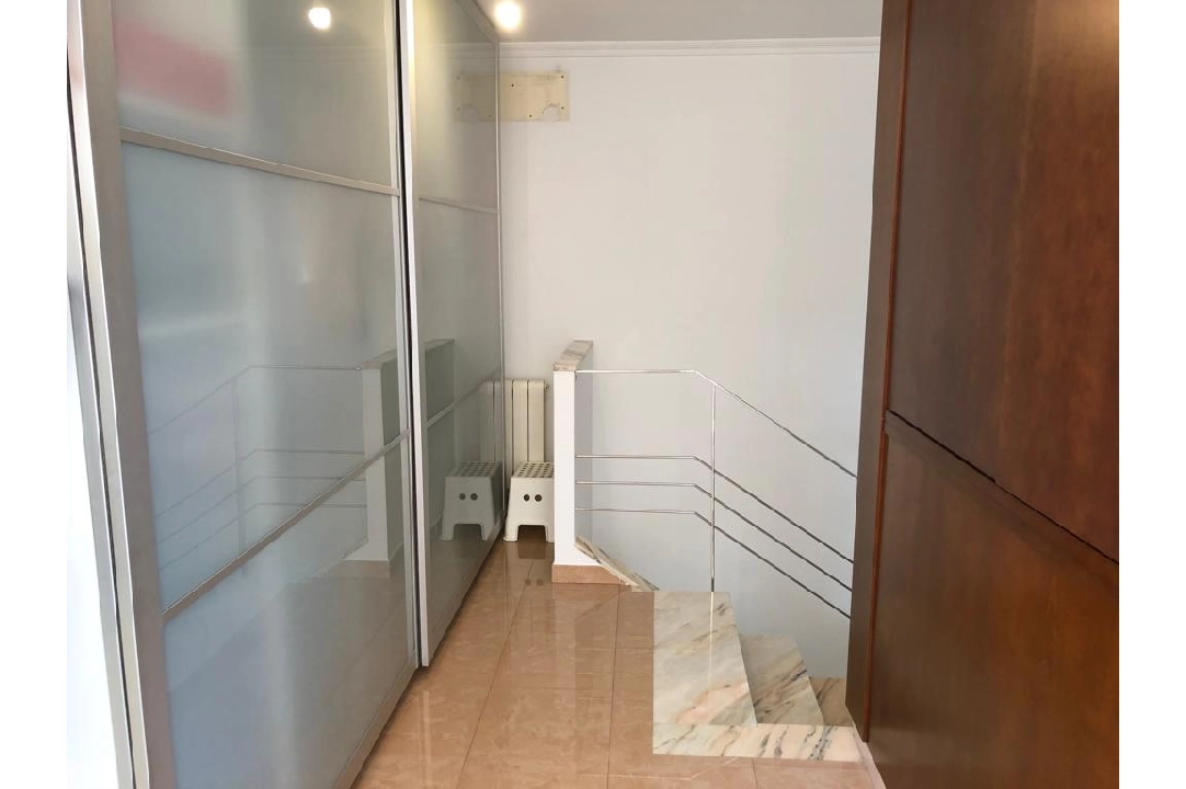 atico en Pego en venta, superficie 127 m², ano de construccion 2003, + calefaccion central, aire acondicionado, 3 dormitorios, 2 banos, piscina, ref.: O-V89814-20