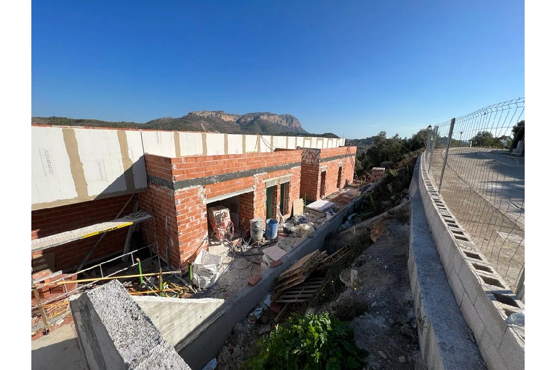 villa en Denia en venta, superficie 176 m², ano de construccion 2023, aire acondicionado, parcela 1514 m², 3 dormitorios, 3 banos, piscina, ref.: BI-DE.H-008-21