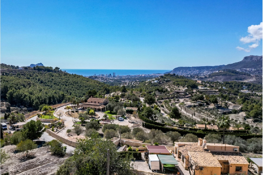 finca en Benissa(Partida Llenes) en venta, superficie 426 m², aire acondicionado, parcela 5310 m², 7 dormitorios, 5 banos, piscina, ref.: CA-F-1737-AMB-39