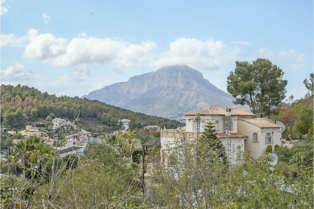 villa en Javea(Pinosol) en venta, superficie 288 m², aire acondicionado, parcela 2135 m², 4 dormitorios, 4 banos, ref.: BP-4386JAV-45