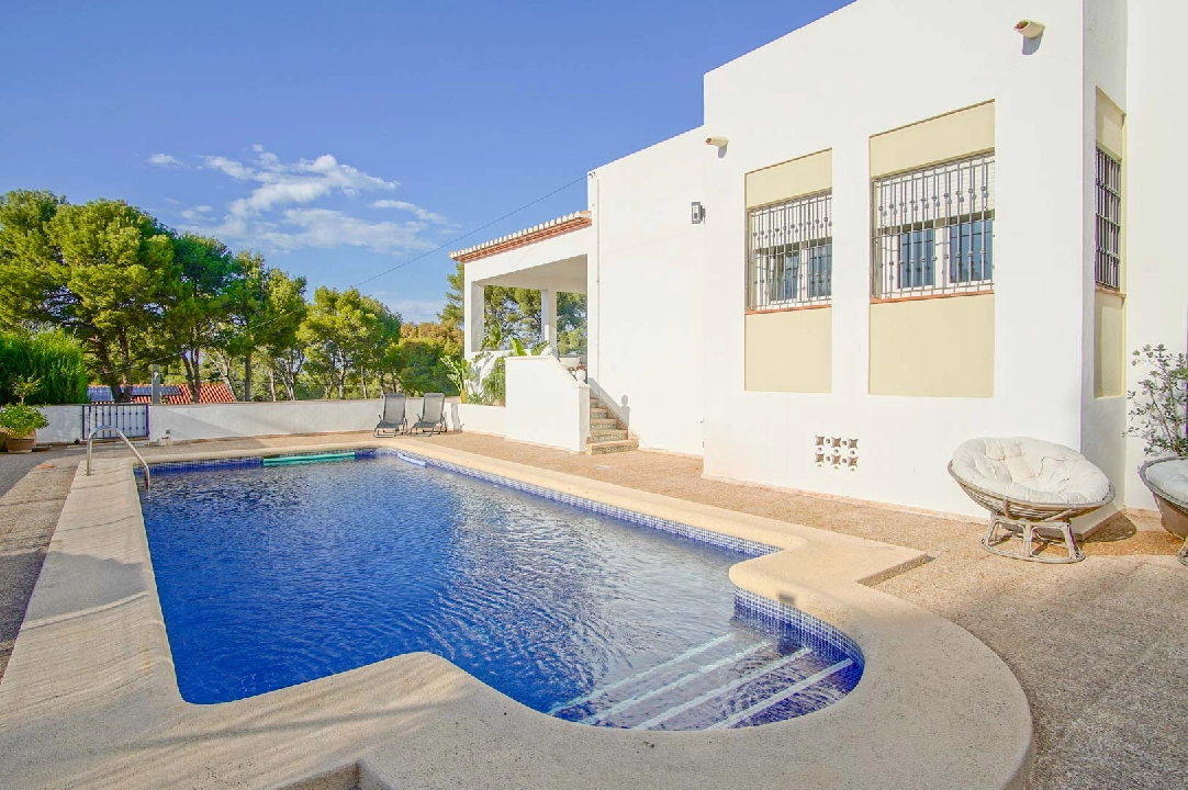 villa en Denia(Las Rotas) en venta, superficie 426 m², aire acondicionado, parcela 5500 m², 6 dormitorios, 4 banos, piscina, ref.: BP-8176DEN-1