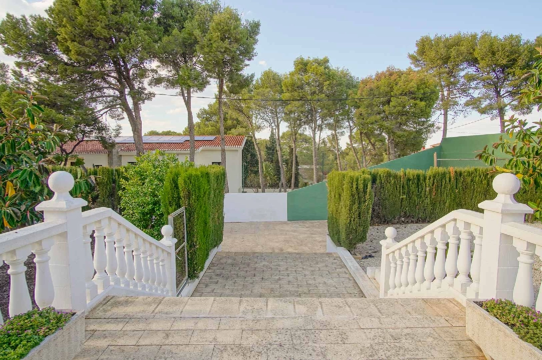 villa en Denia(Las Rotas) en venta, superficie 426 m², aire acondicionado, parcela 5500 m², 6 dormitorios, 4 banos, ref.: BP-8176DEN-27