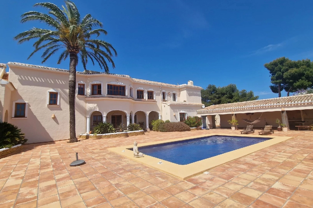 villa en Javea en venta, superficie 719 m², aire acondicionado, 9 dormitorios, 7 banos, piscina, ref.: BS-84918613-1