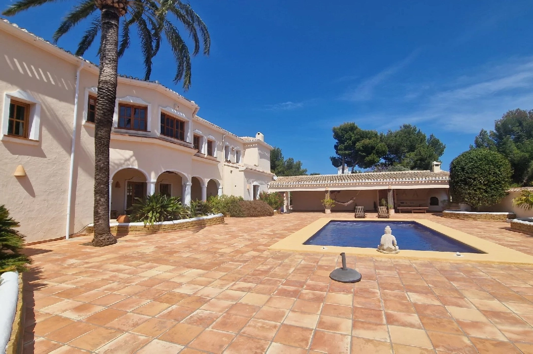 villa en Javea en venta, superficie 719 m², aire acondicionado, 9 dormitorios, 7 banos, piscina, ref.: BS-84918613-45