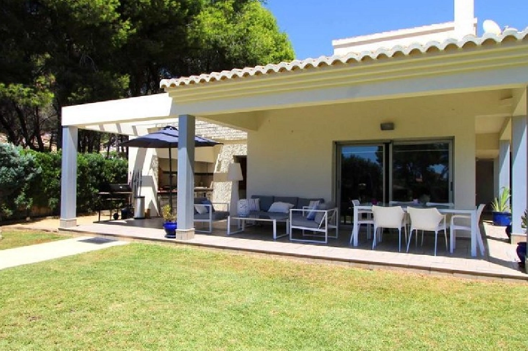 villa en Moraira(La Cometa) en venta, superficie 268 m², aire acondicionado, parcela 1846 m², 5 dormitorios, 4 banos, piscina, ref.: CA-H-1780-AMB-22