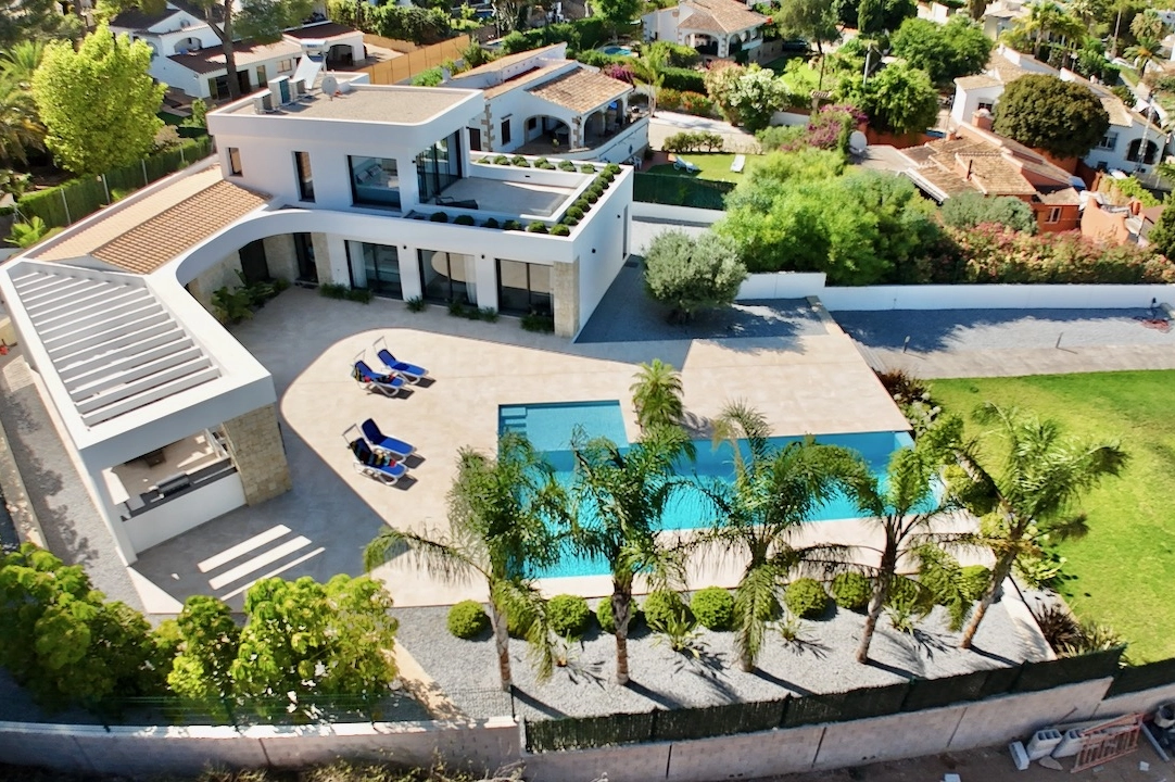 villa en Javea(Pinosol) en venta, superficie 260 m², estado first owner, + calefaccion suelo, aire acondicionado, parcela 1866 m², 4 dormitorios, 3 banos, piscina, ref.: CA-H-1790-AMBE-45