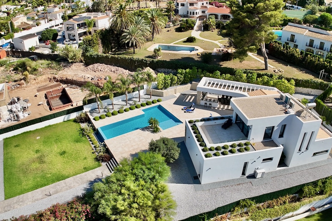 villa en Javea(Pinosol) en venta, superficie 260 m², estado first owner, + calefaccion suelo, aire acondicionado, parcela 1866 m², 4 dormitorios, 3 banos, piscina, ref.: CA-H-1790-AMBE-49